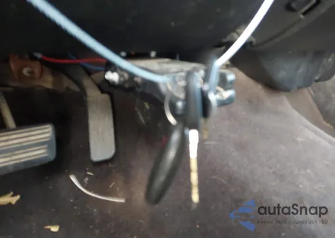 2011 Chevrolet Silverado 1500 Lt from USA, damaged, VIN 1GCRKSE32BZ362054